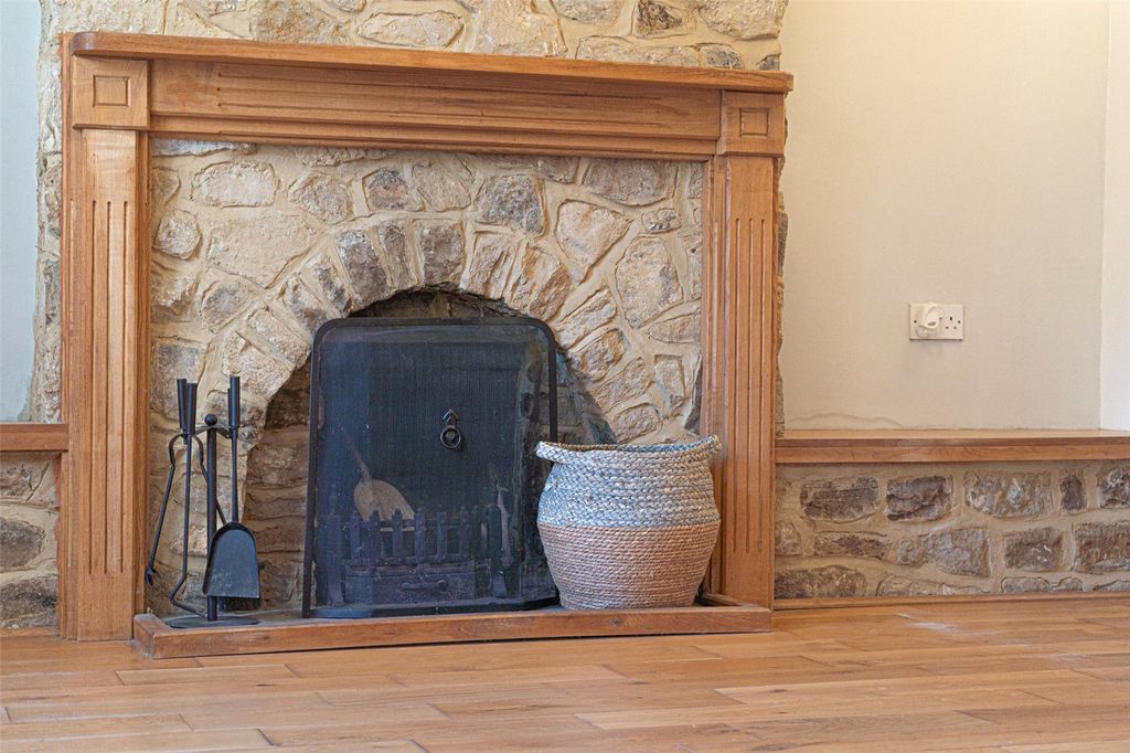 Property photo 2 of 11 Picture No. 02