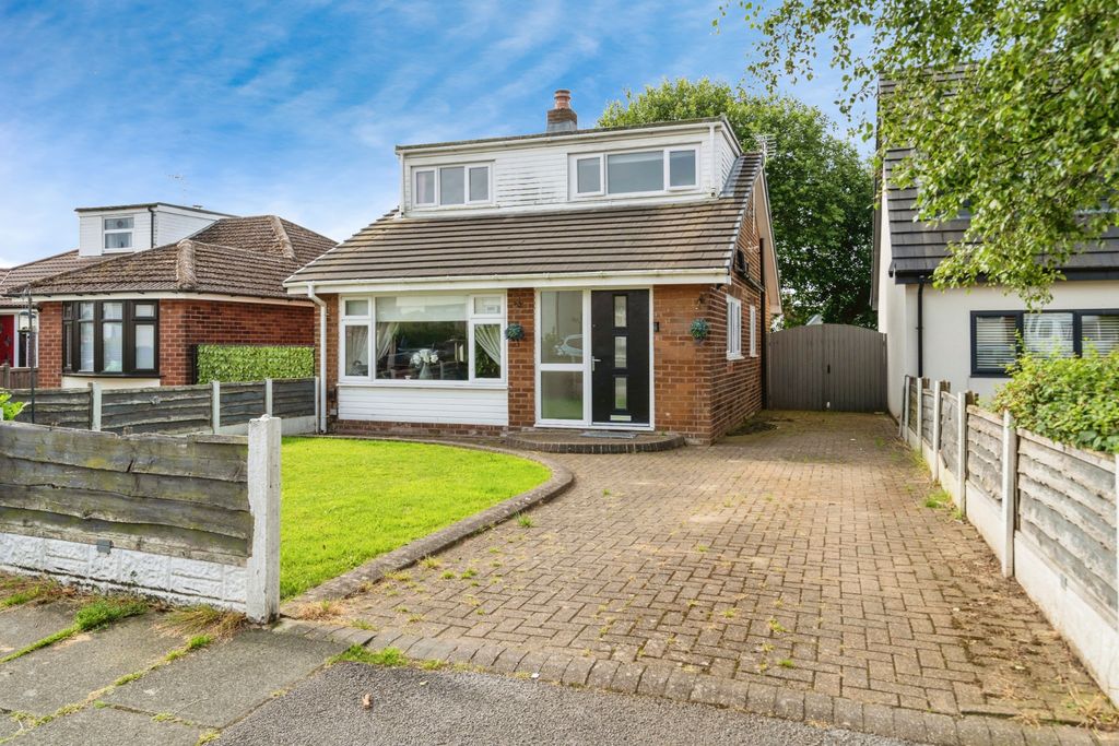 Property photo 1 of 17 Front