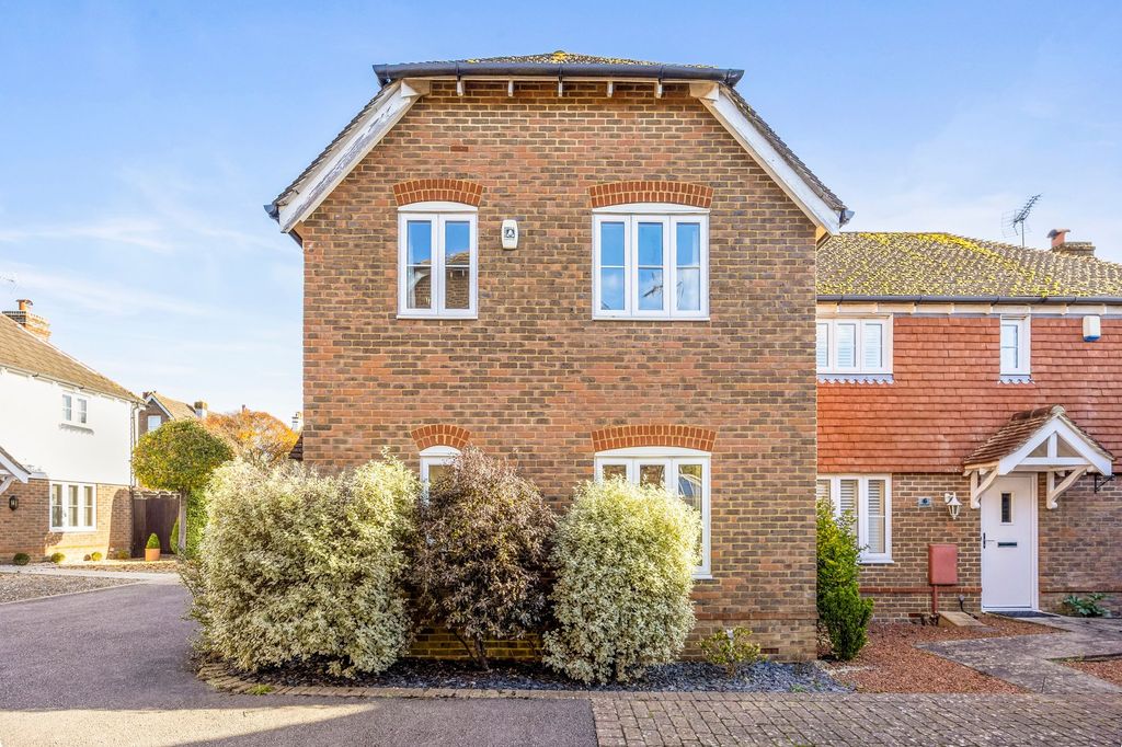 Property photo 1 of 21