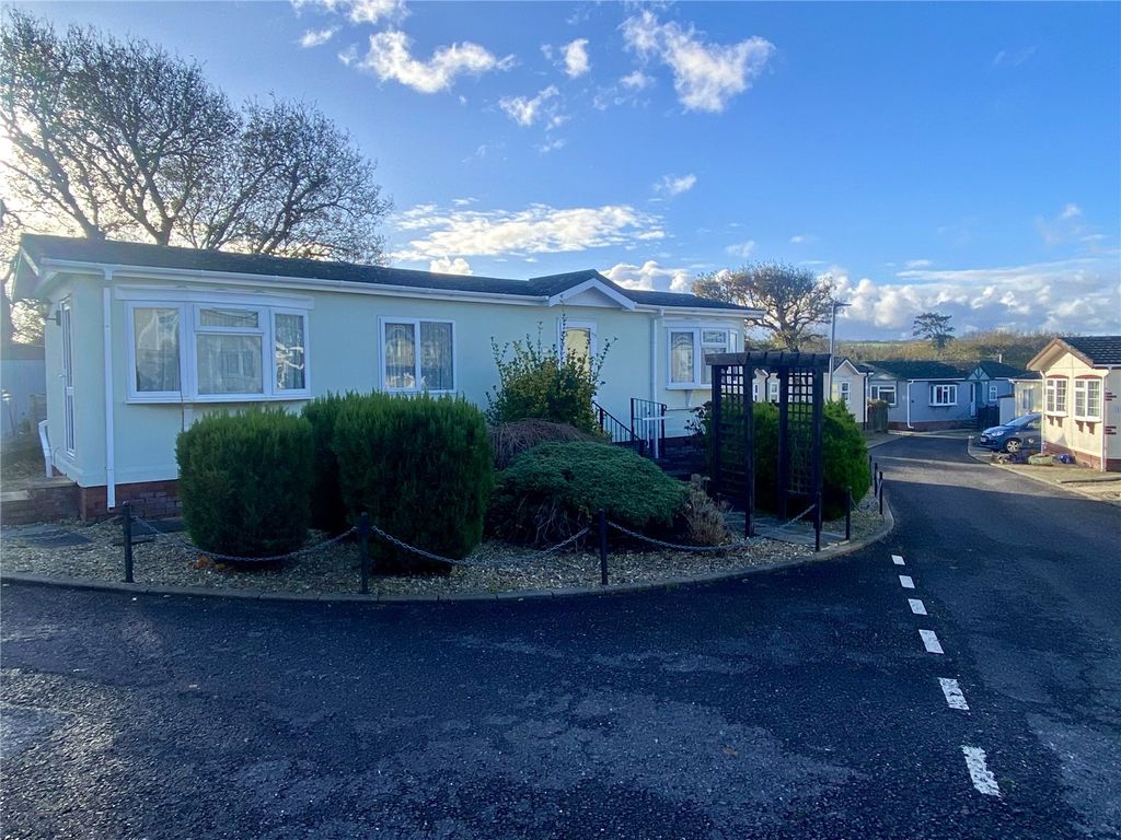 Property photo 1 of 18 Picture No. 05