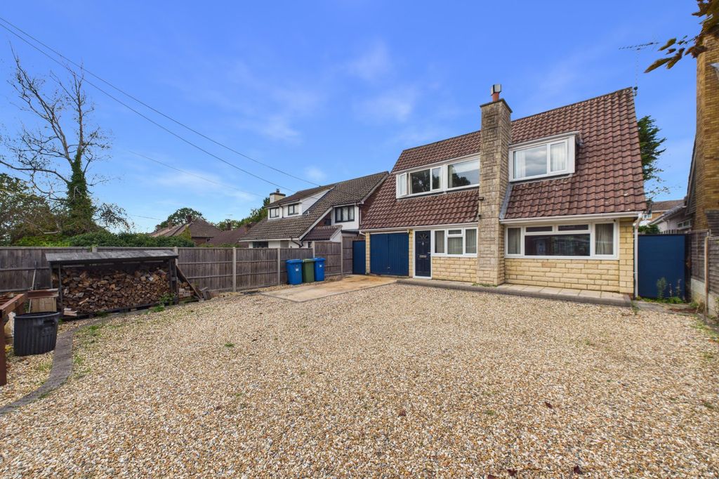 Property photo 1 of 16 Picture No. 05