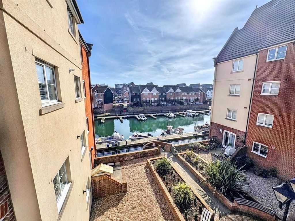 Property photo 3 of 12 A.Jpg