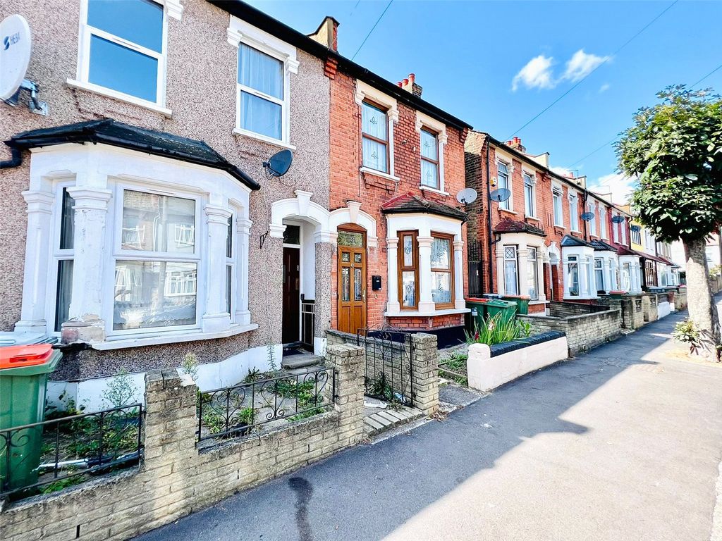 Property photo 3 of 12 Picture No. 01