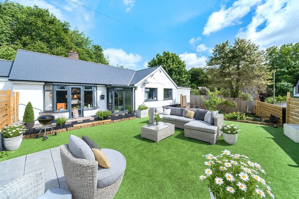 Property photo 1 of 23 Front Ai