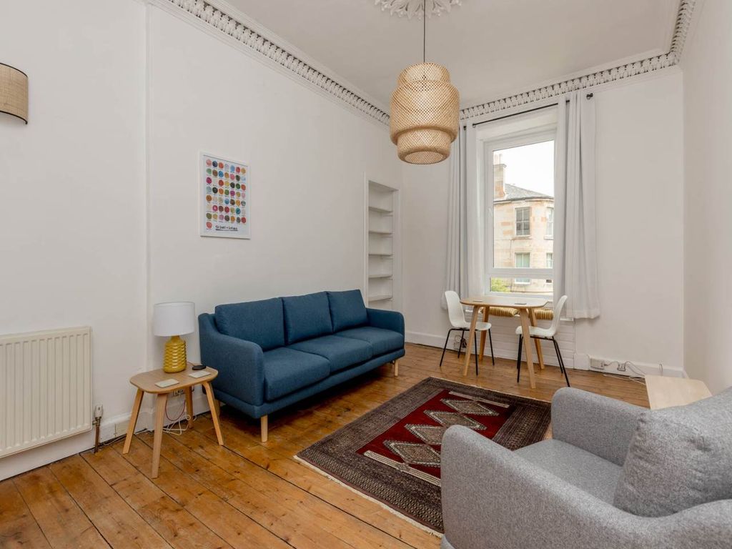 Property photo 2 of 13 58100_Balfourstreet009