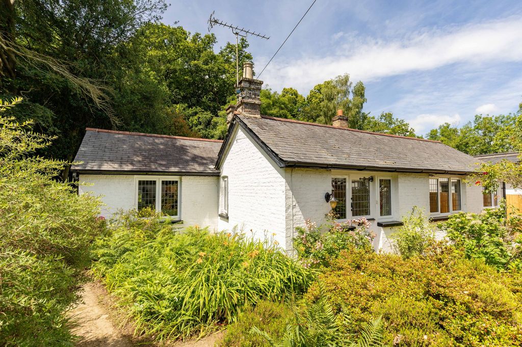 Property photo 1 of 20
