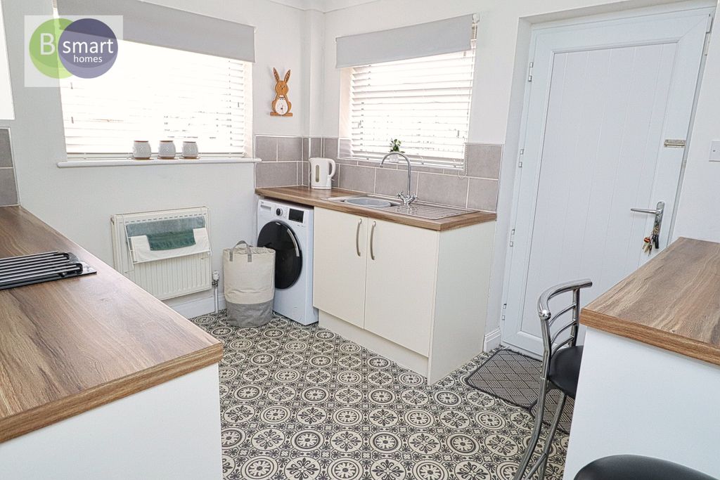 Property photo 3 of 14 Img_0448