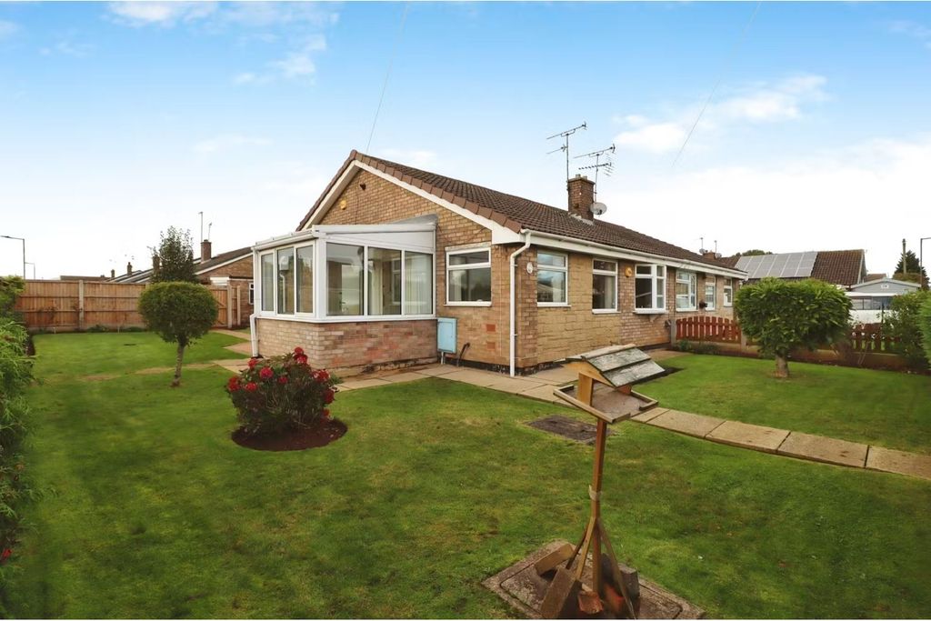 Property photo 1 of 21