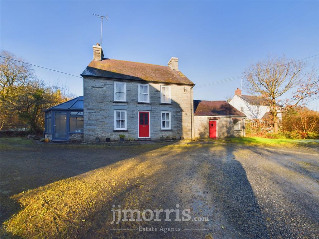Property photo 3 of 66 Felin Wen - Farmhouse