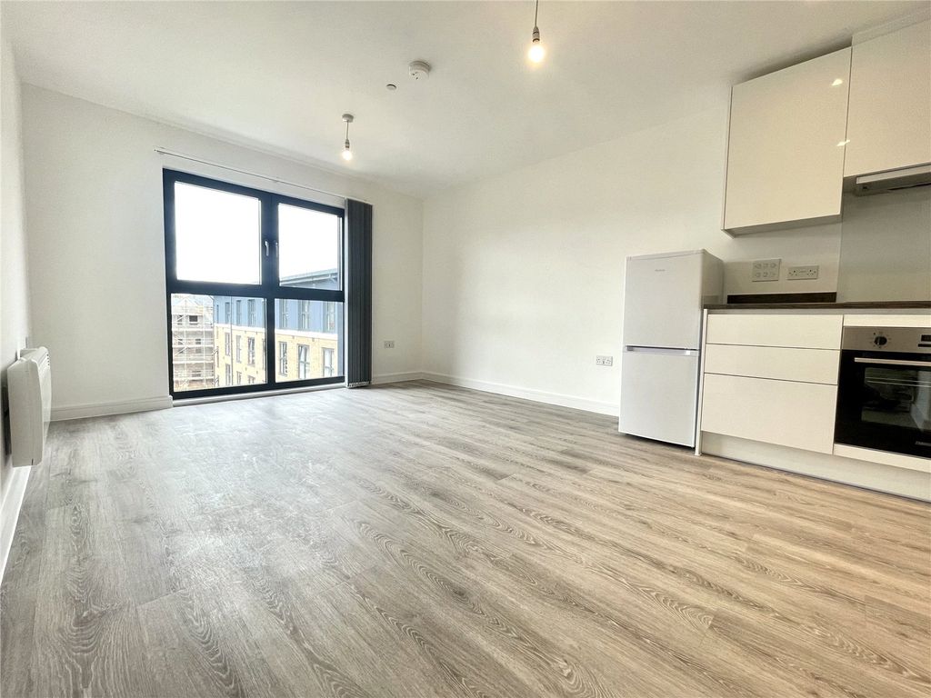 Property photo 3 of 8 Picture No. 07