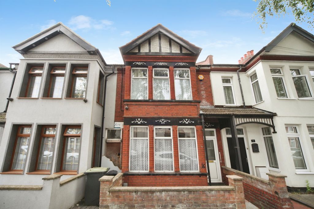 Property photo 1 of 15