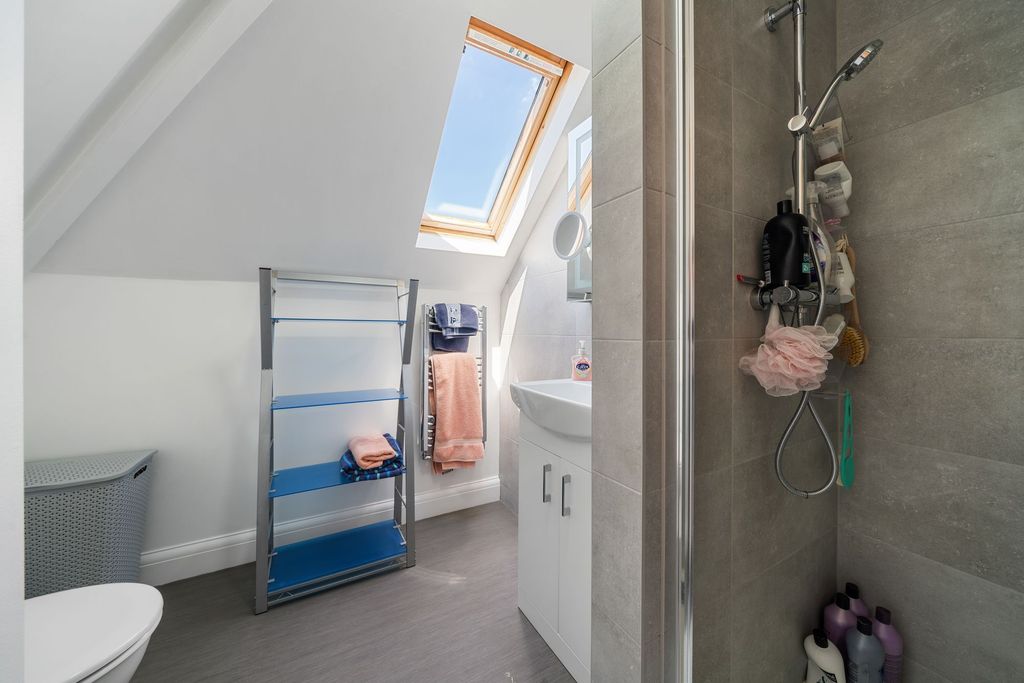 Additional image 16 of 6 bed detached house for salePenshurst Gardens, Edgware HA8