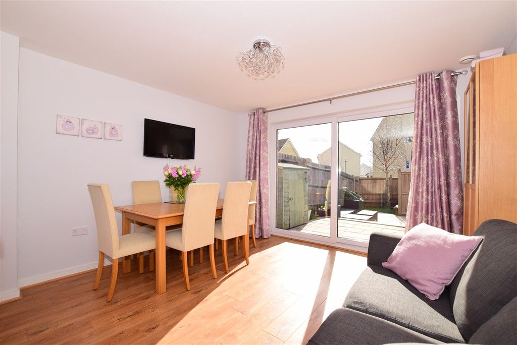 Property photo 3 of 23 Lounge Area