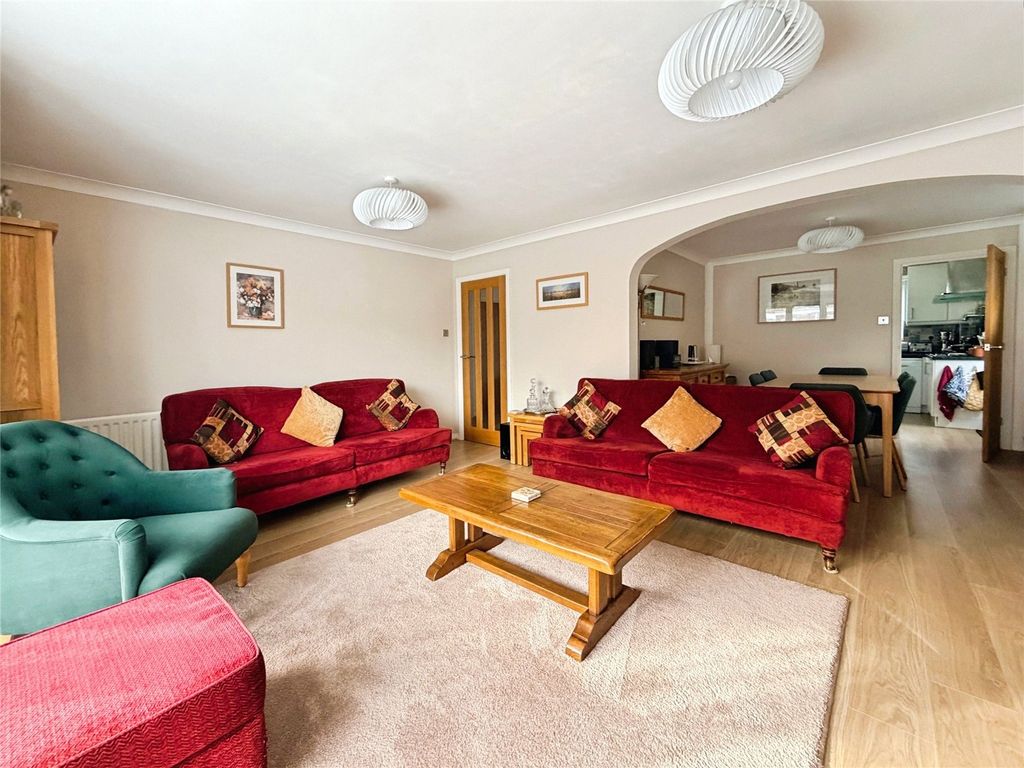 Property photo 3 of 18 Picture No. 21