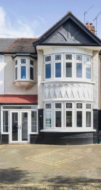 Property photo 1 of 15