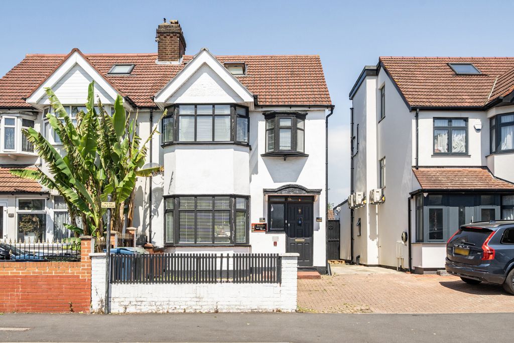 Property photo 1 of 30 1466475-24-6A16d5...
