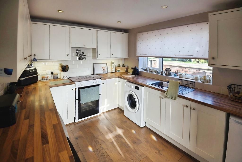 Property photo 2 of 14 Photo 2