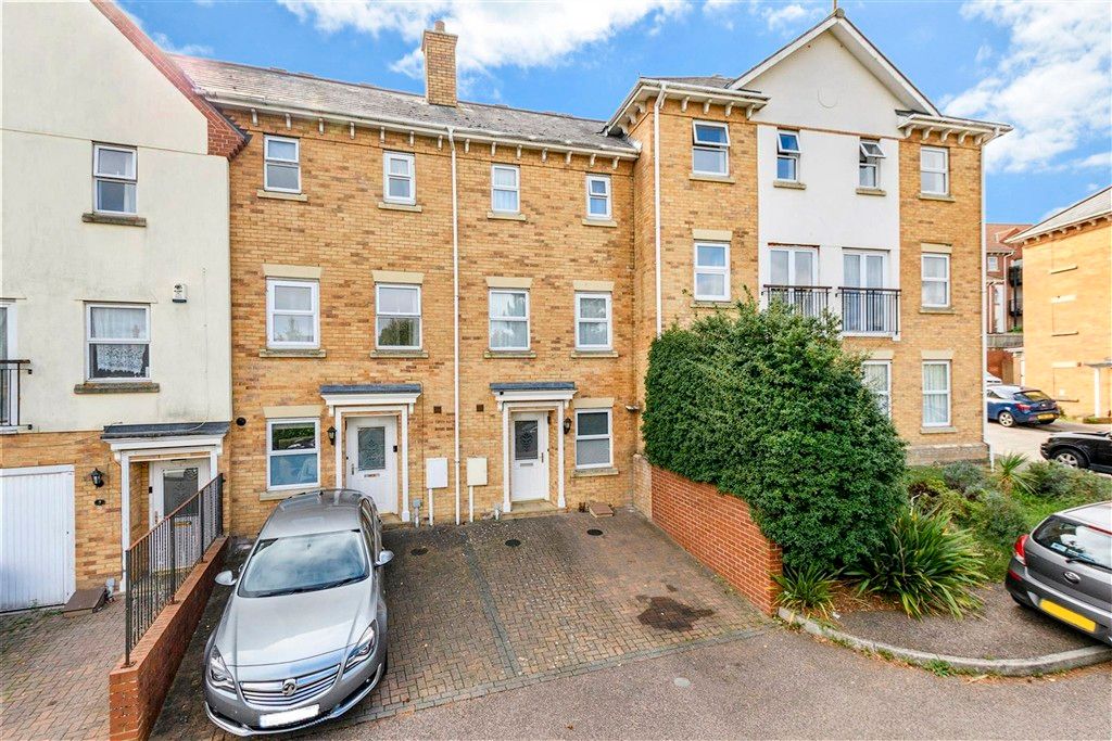 Property photo 1 of 14 External Web