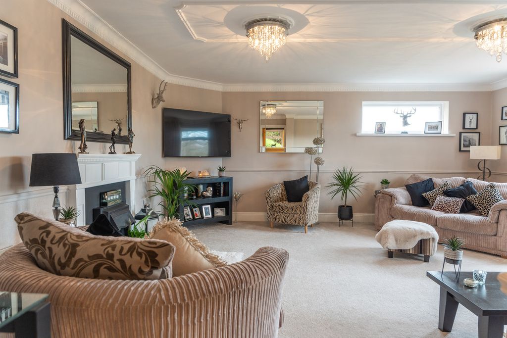 Property photo 3 of 25