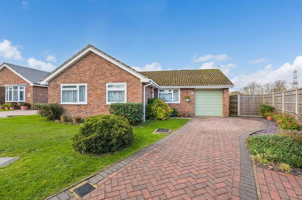 Property photo 1 of 31