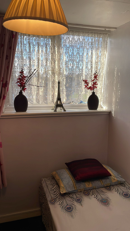 Property photo 2 of 6