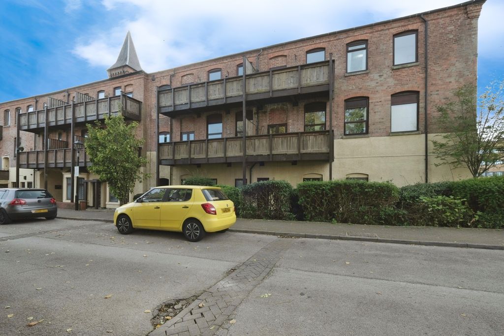 Property photo 1 of 16 Photo