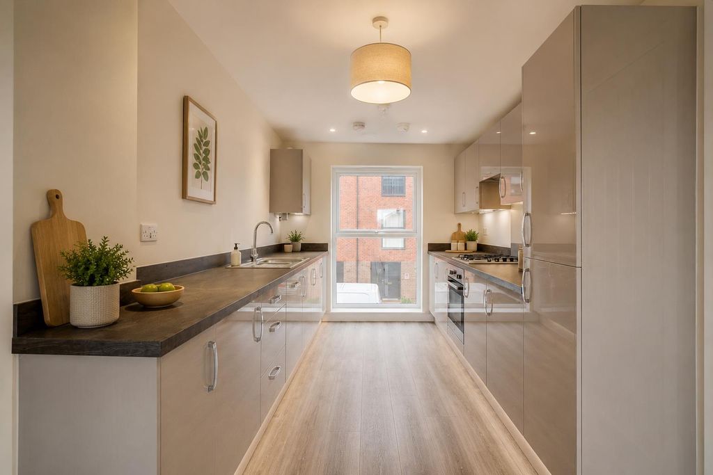 Property photo 2 of 17 1Fa893Df-6Db6-4663-85Ac-6574c05Ecc34.Png