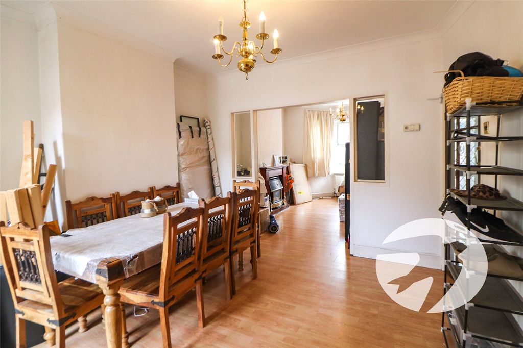 Property photo 2 of 15 Picture No. 09