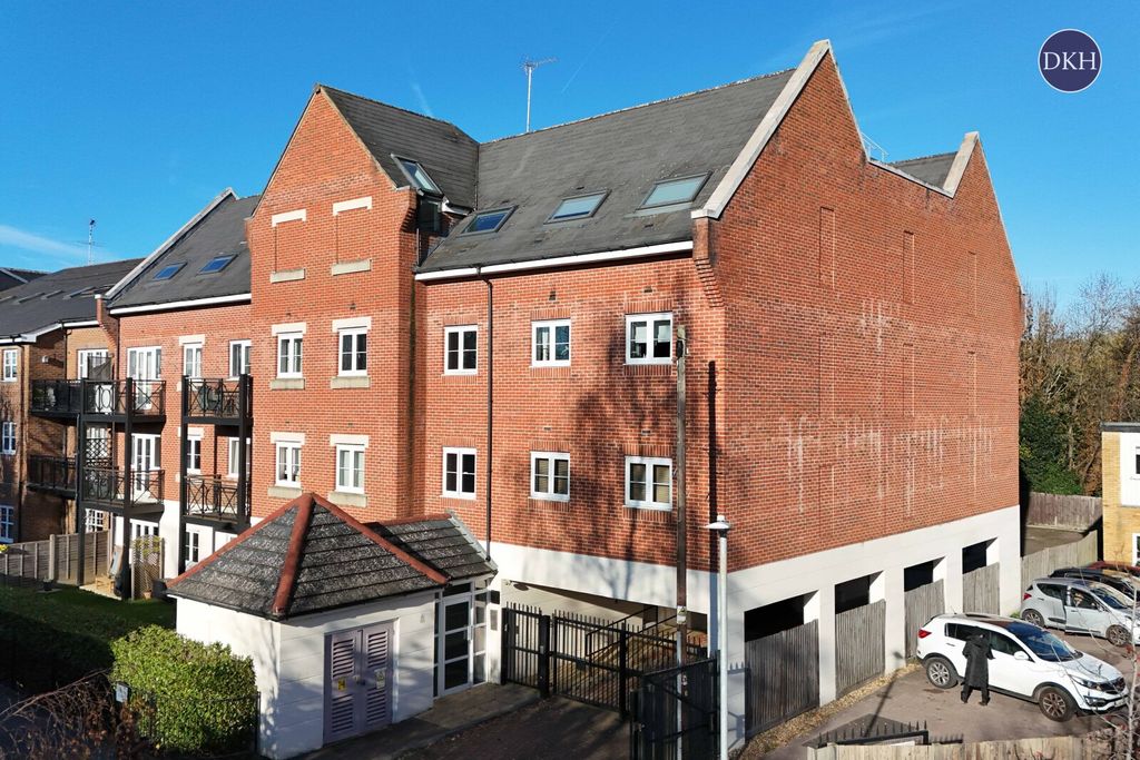 Property photo 1 of 10 Picture No. 01