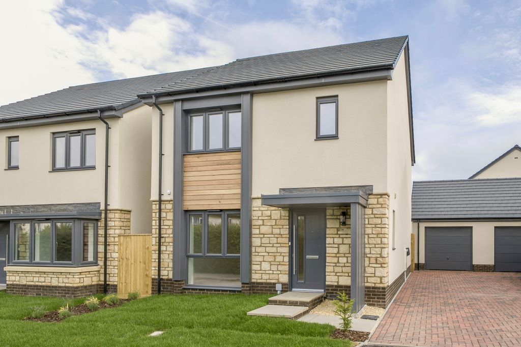Property photo 1 of 19 The Shapwick