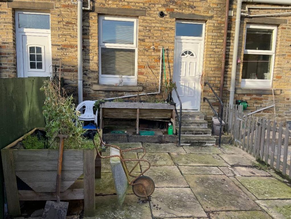 Property photo 3 of 9