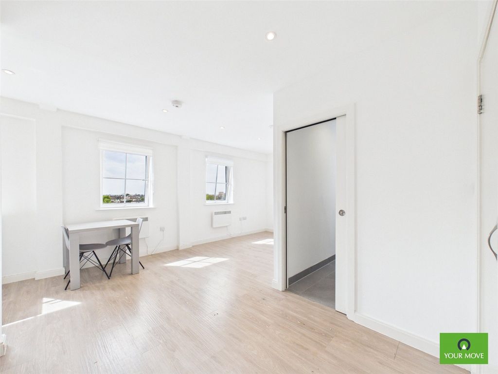 Property photo 2 of 9 Picture No. 01