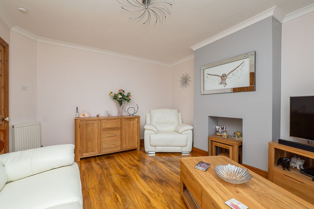 Property photo 3 of 14 Picture No. 08