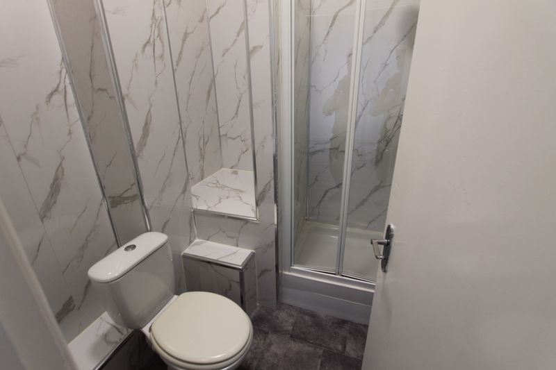 Property photo 2 of 7 Photo 5