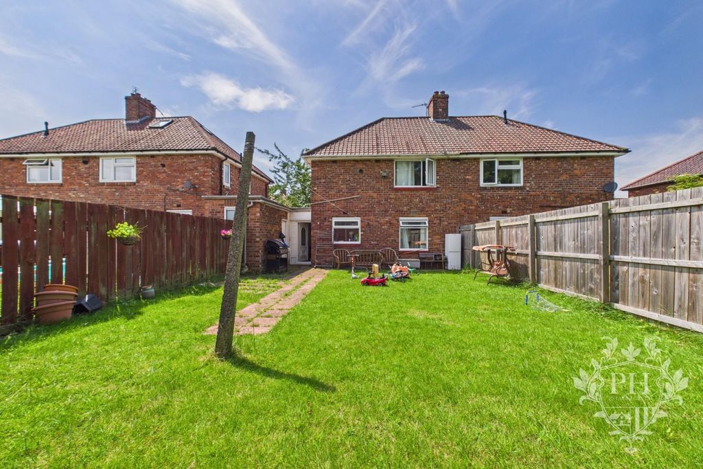 Property photo 2 of 10 5d7B97580Daa4253930cd510471B9E14_100_Cam02002G0-Pr