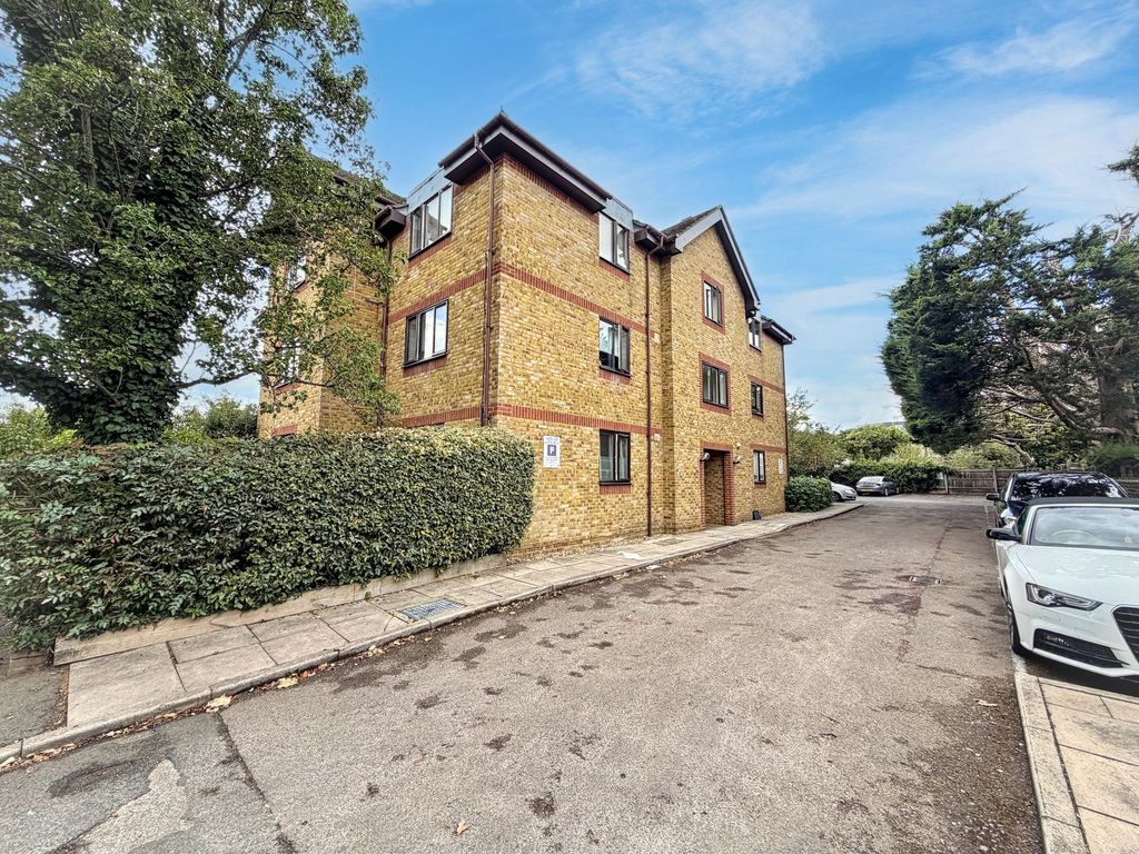 Property photo 1 of 7