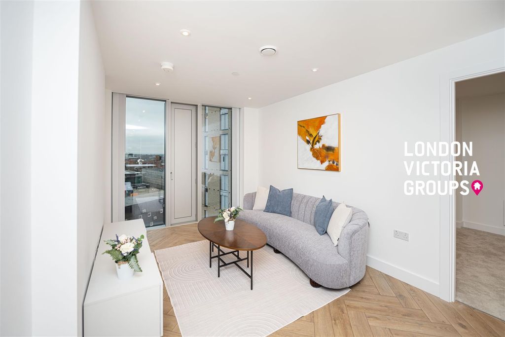 Property photo 3 of 21 1-5637.Jpg