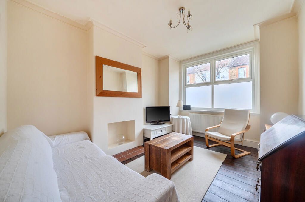 Property photo 2 of 12