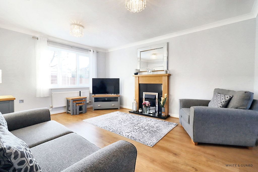 Property photo 3 of 14