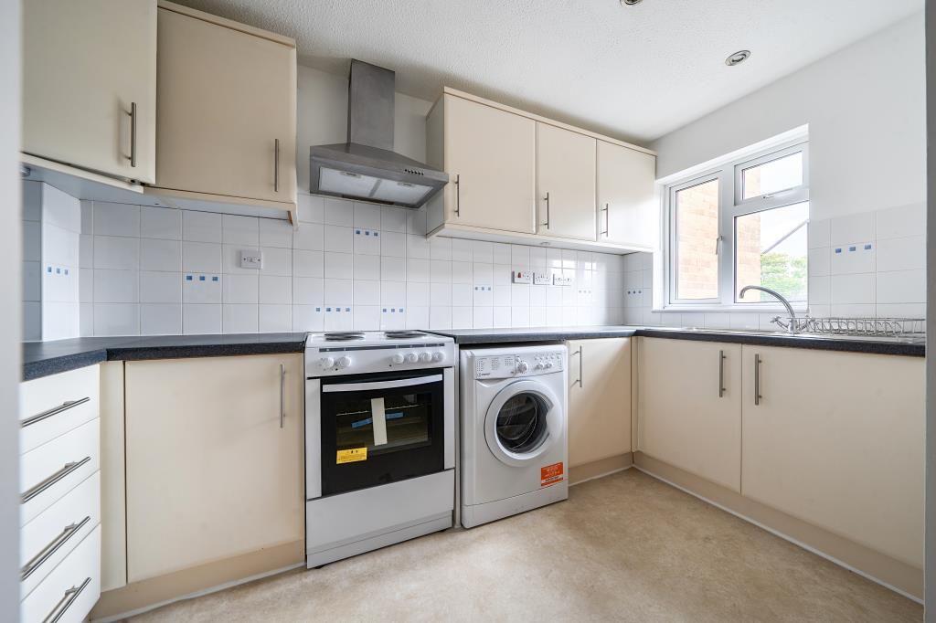 Property photo 2 of 20 Kitchen