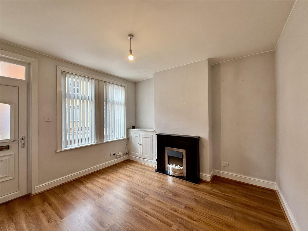 Property photo 2 of 16 2