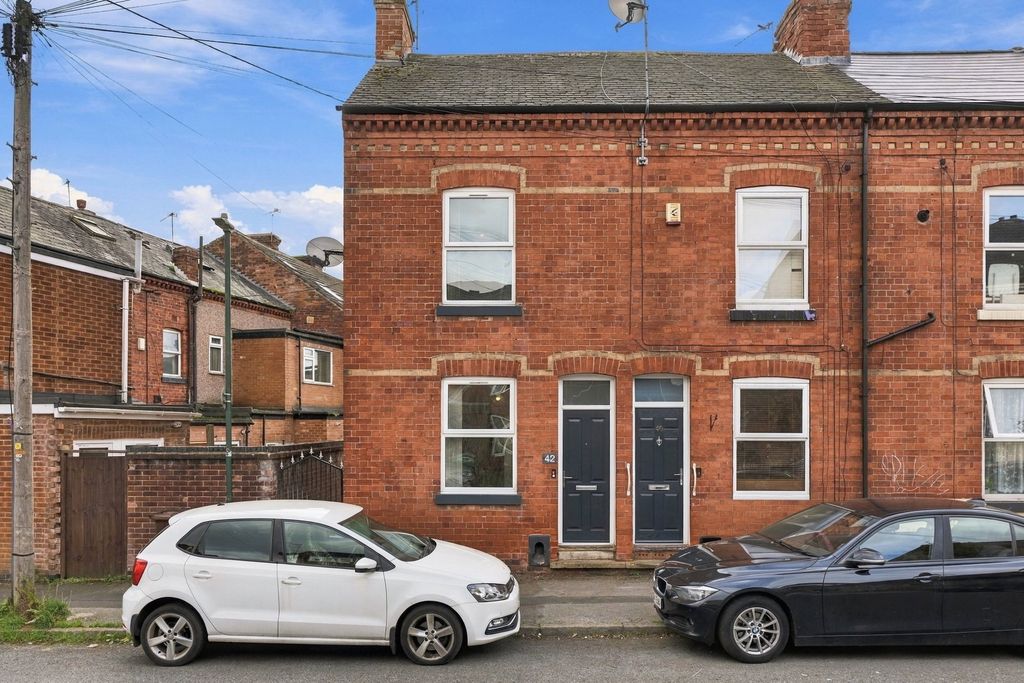 Property photo 1 of 14
