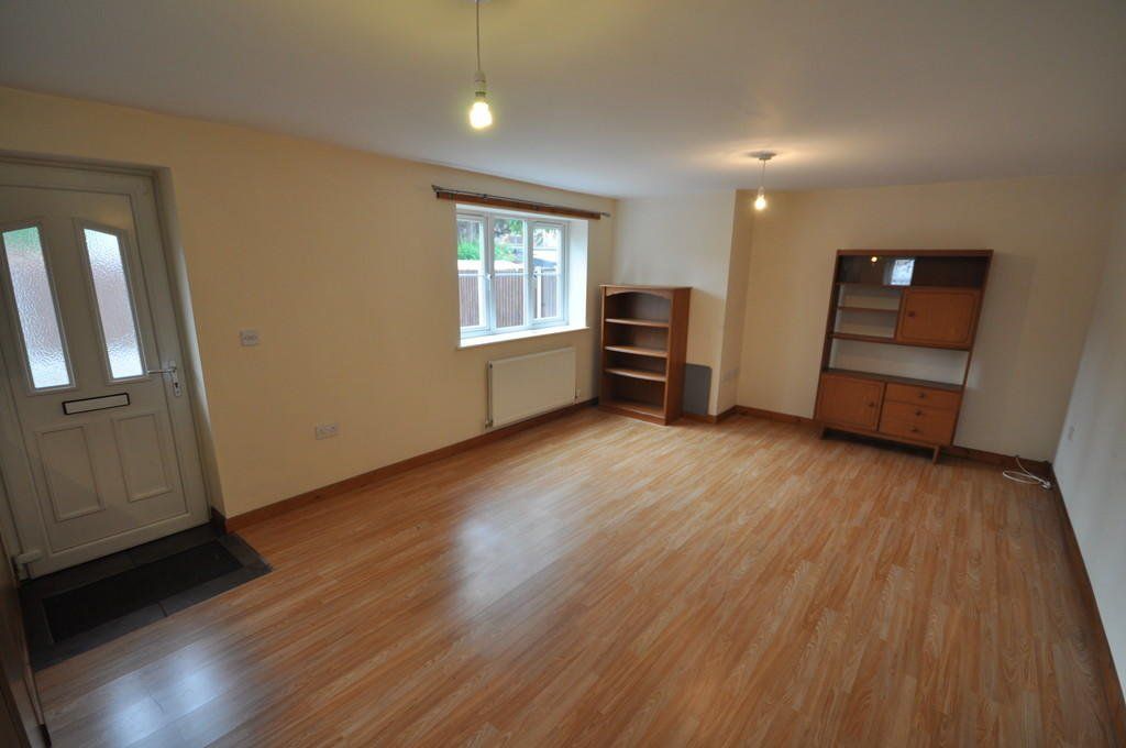 Property photo 3 of 9 Picture No. 04