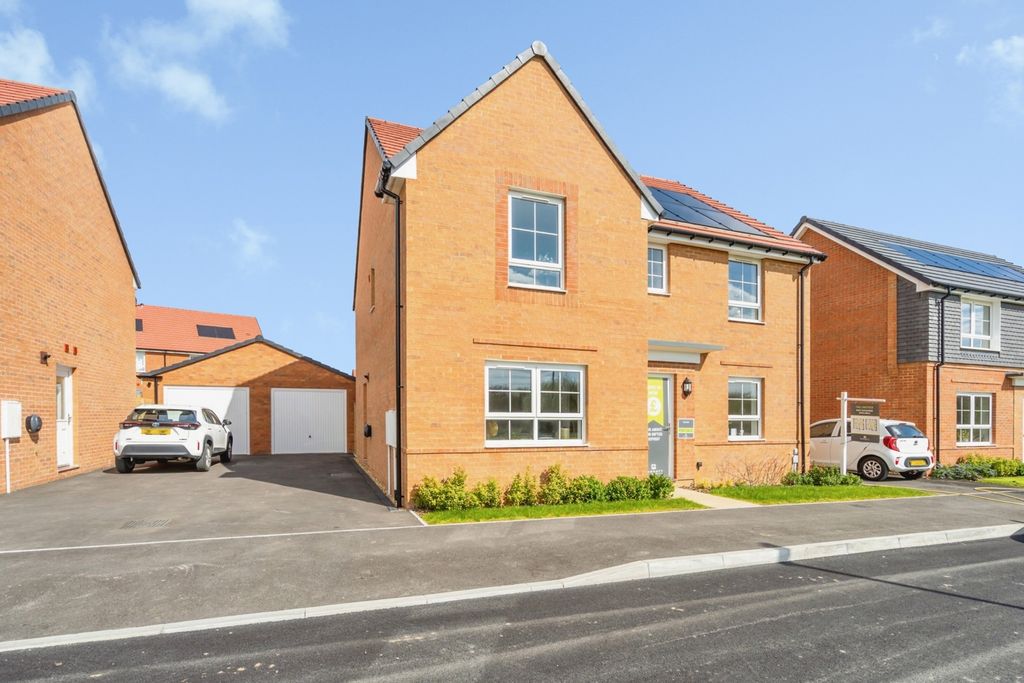 Property photo 1 of 21 Pbox-Img.Jpg