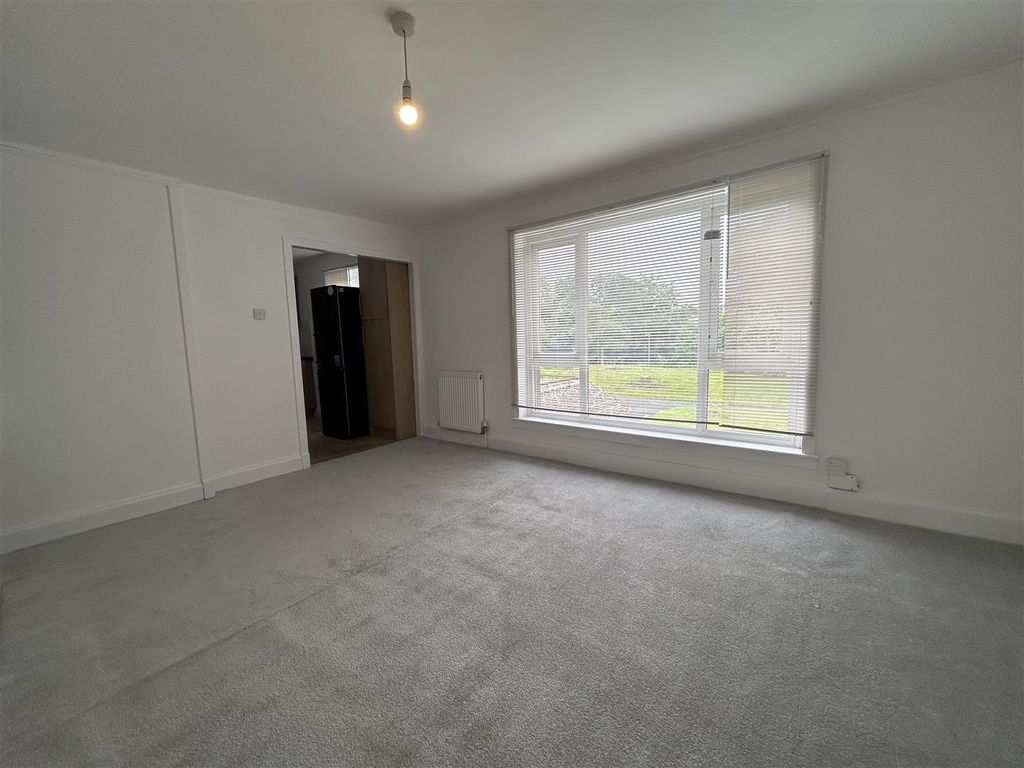 Property photo 2 of 11 Img_2261.Jpg