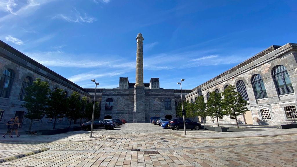 Property photo 1 of 9