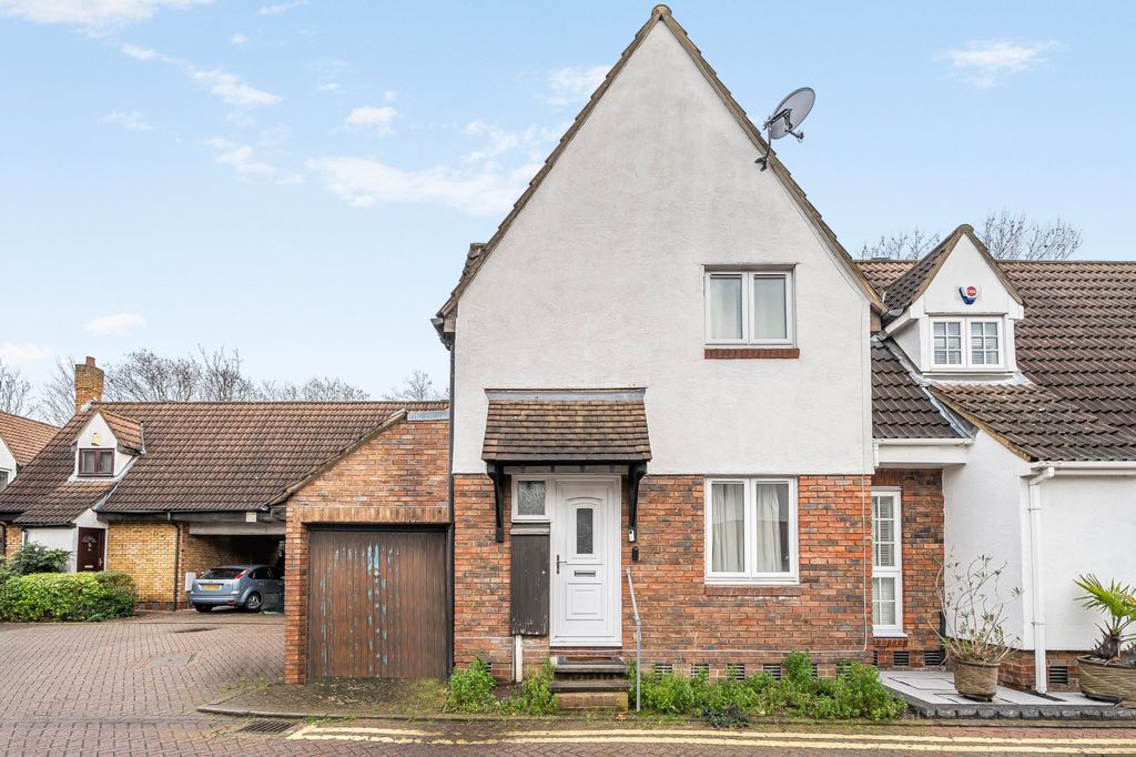 Property photo 1 of 16 Picture No. 04