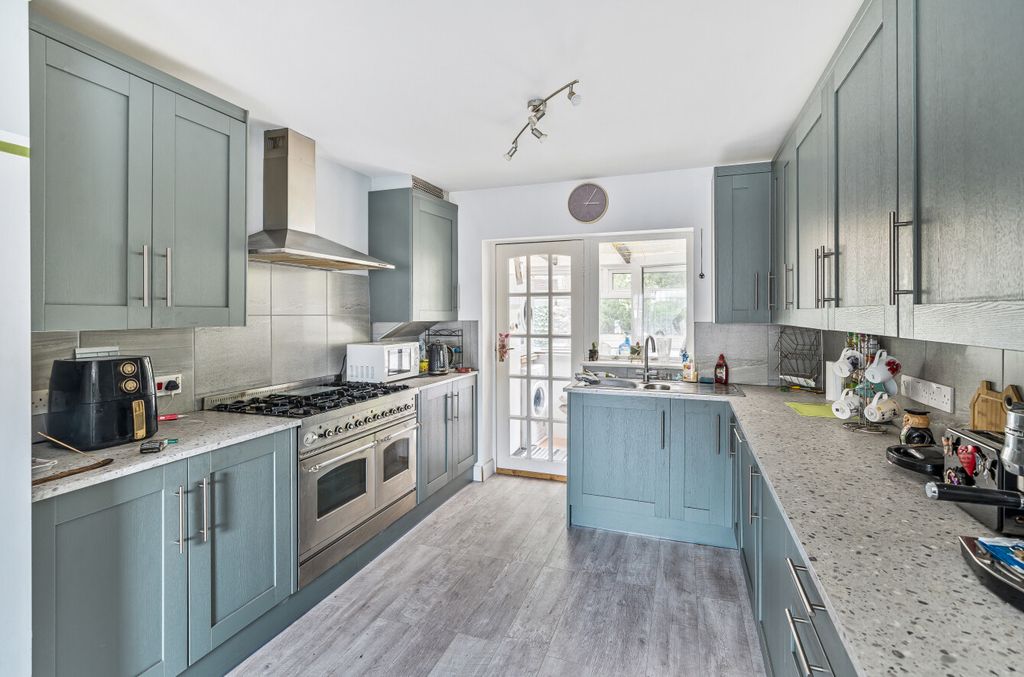 Property photo 1 of 27 1 - 1324439-19-6877c6...