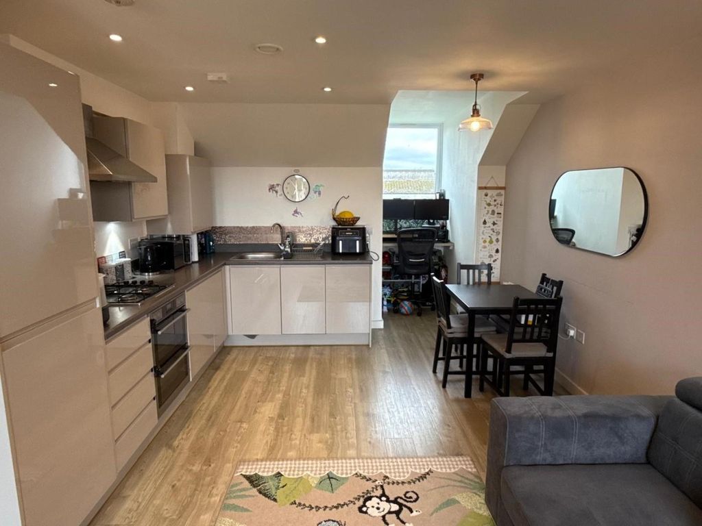 Property photo 3 of 22 12.Jpg