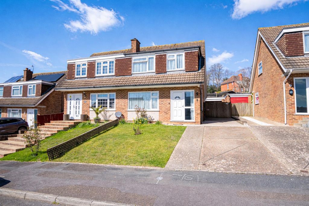 Property photo 1 of 24 6B34876B-4B6B-4c19-B4d2-0397A88A5Bee.Png